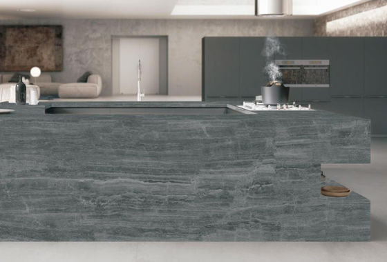 kopen Wolkgrijze gesinterde steenplaat Matte keukentafel online vervaardiging