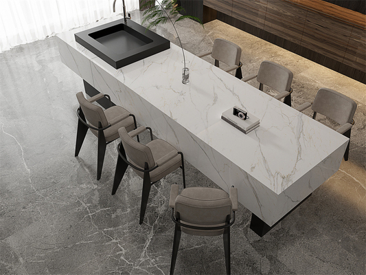 kopen Carrara niet-slip gepolijste gesinterde stenen plaat voor woonkamer 1420x2700mm Wit online vervaardiging