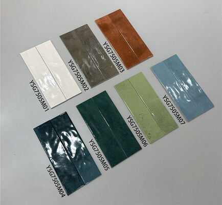 kopen Antibacteriële Groene 75x300mm Glanzende Binnen Keramische Wandtegels voor Eetkamer en Kantoor online vervaardiging