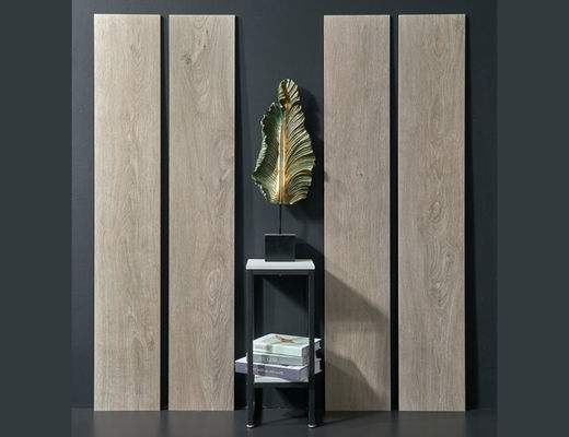 kopen ISO9001 gerectificeerde Rand Matte Grey Porcelain Tile Wood Gray 60Boxes/Plt online vervaardiging