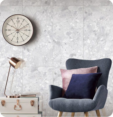 Lichtgrijze 750x1500mm Interieurvloer ISO9001 tegels en slijtvast Terrazzo Baby Face Porseleinen tegels voor badkamer en gebouw